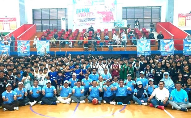 Wali Kota Depok Berfoto Bersama Seluruh Panitia Dan Peserta Libala 2026. Foto : Istimewa
